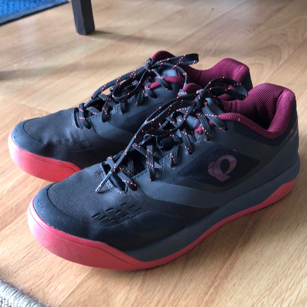 Woman’s mountain biking shoes